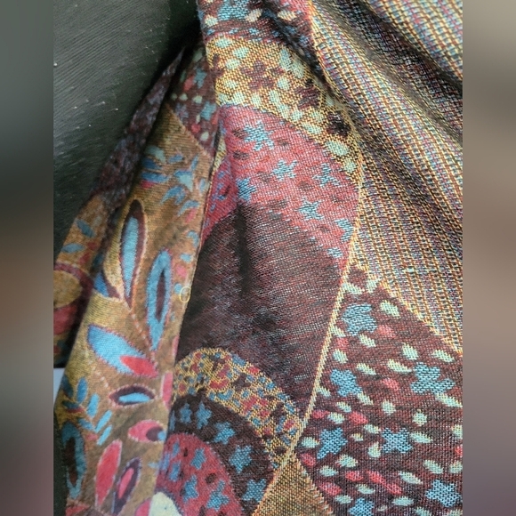 Tapestry Paisley Print Rectangle Scarf - Picture 5 of 9